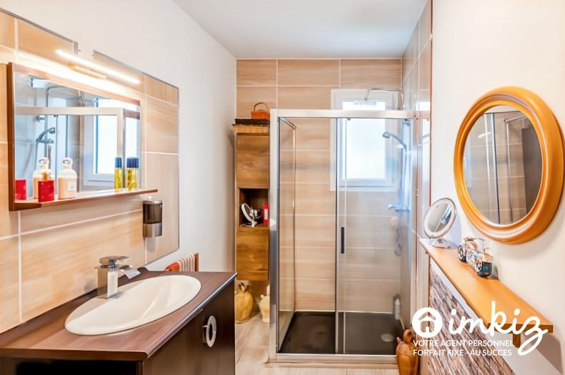 
                                                Vente
                                                 Maison 4 pièces maison avec piscine