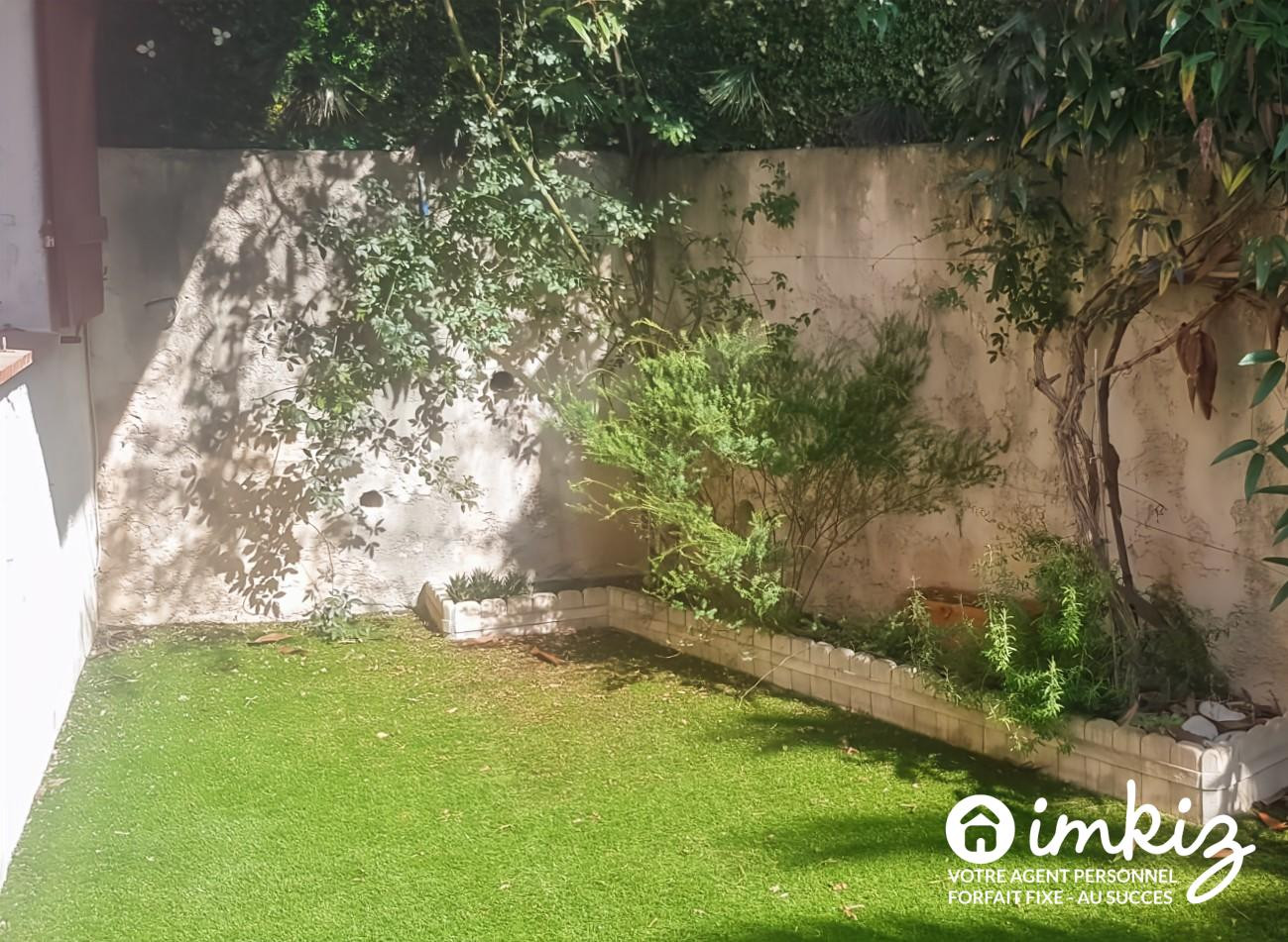 
                                                Vente
                                                 Maison 4 pièces,parking , piscine tennis medecin
