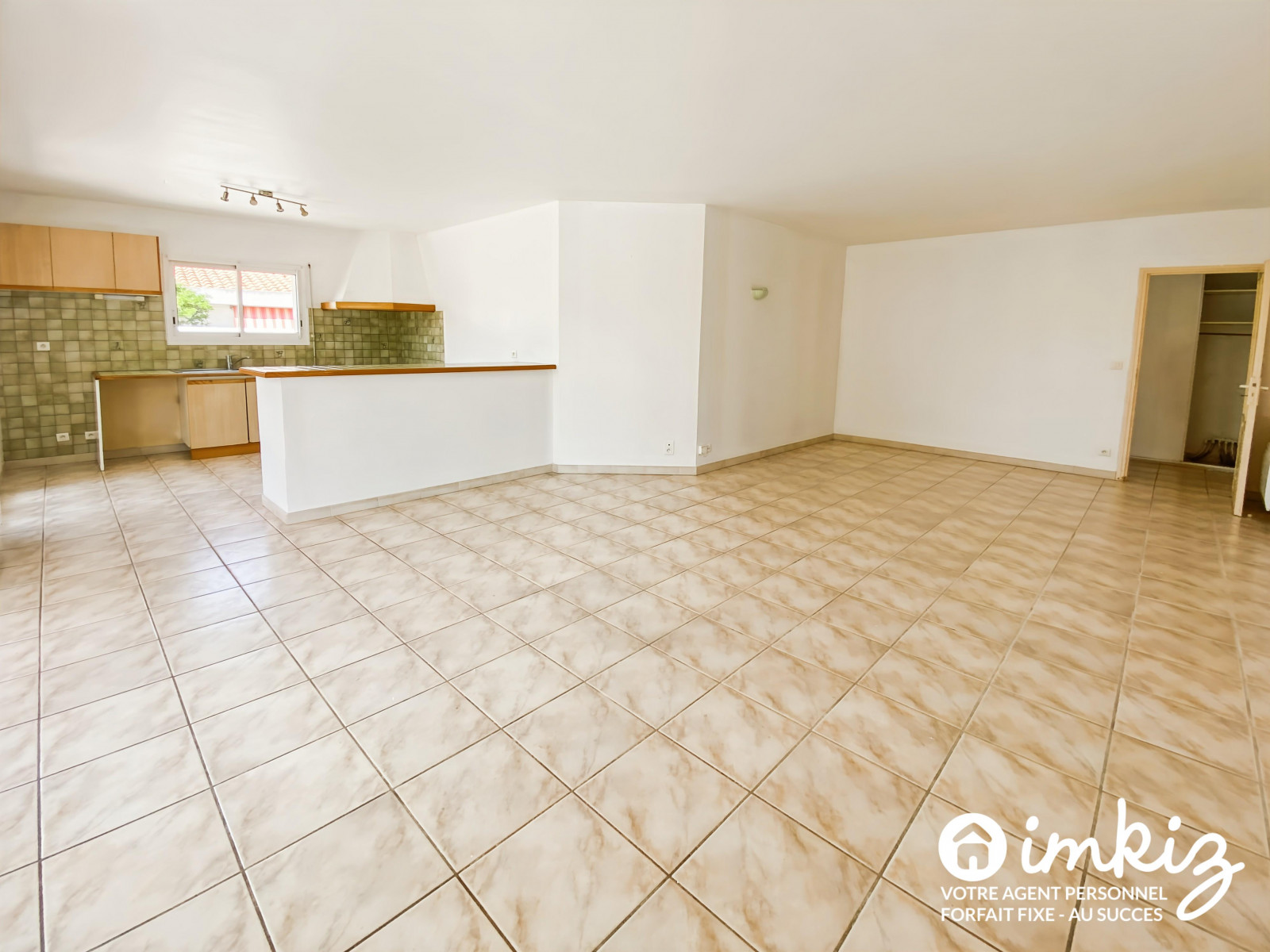 
                                                Vente
                                                 Maison 4 pièces plain-pied quartier calme