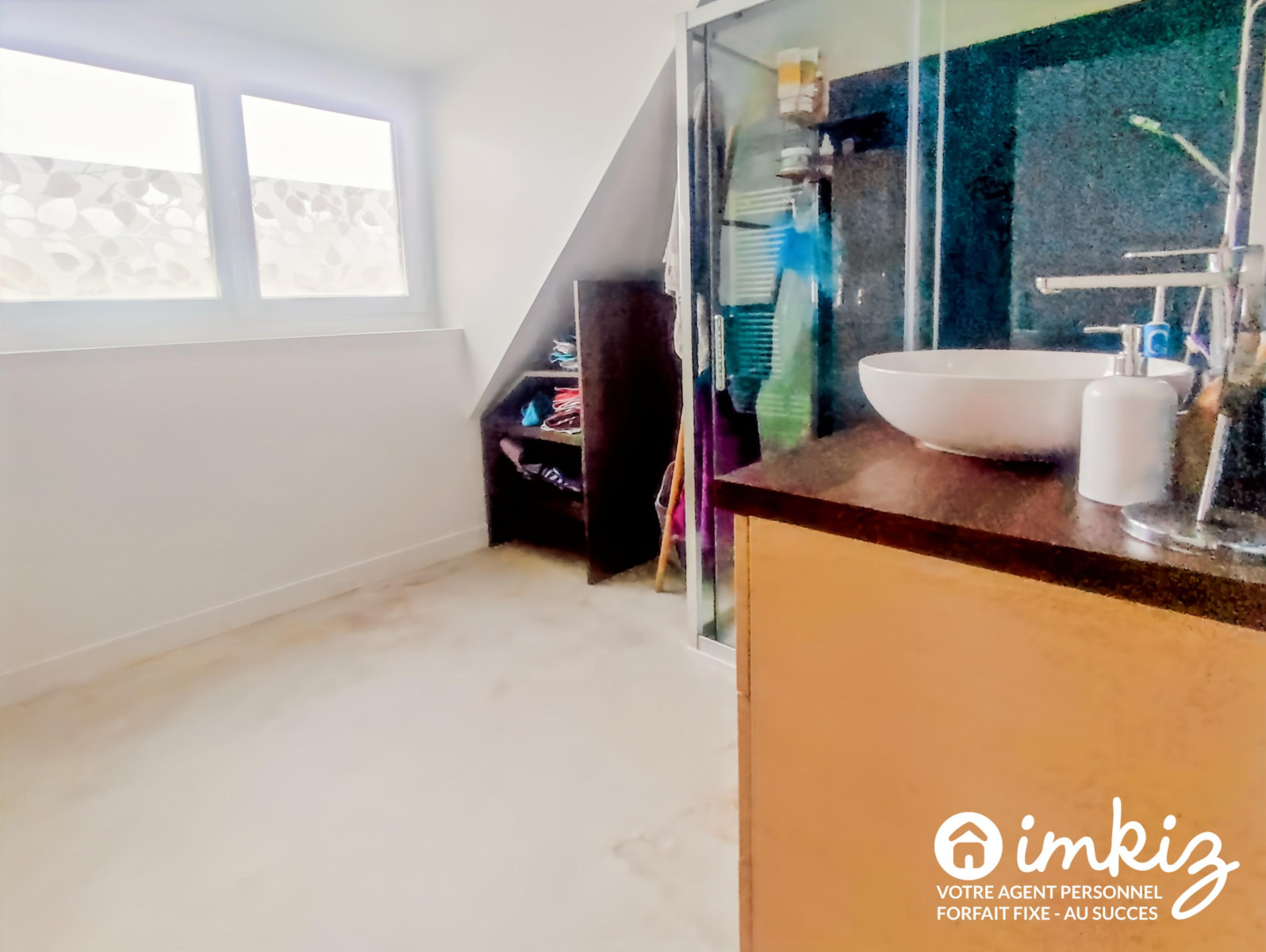 
                                                Vente
                                                 Maison 4 pièces rénovée au calme