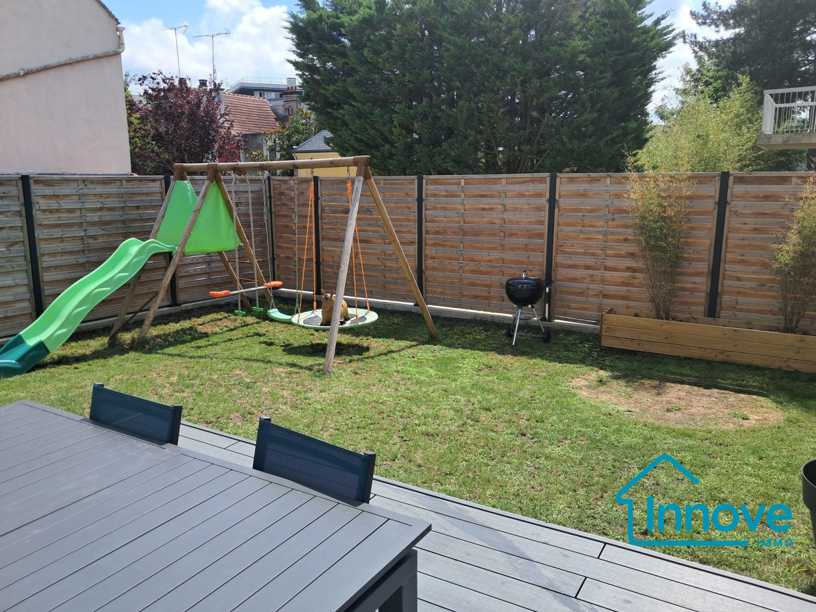 
                                                Vente
                                                 MAISON 4P - 98 M² - LE CHESNAY ROCQUENCOURT