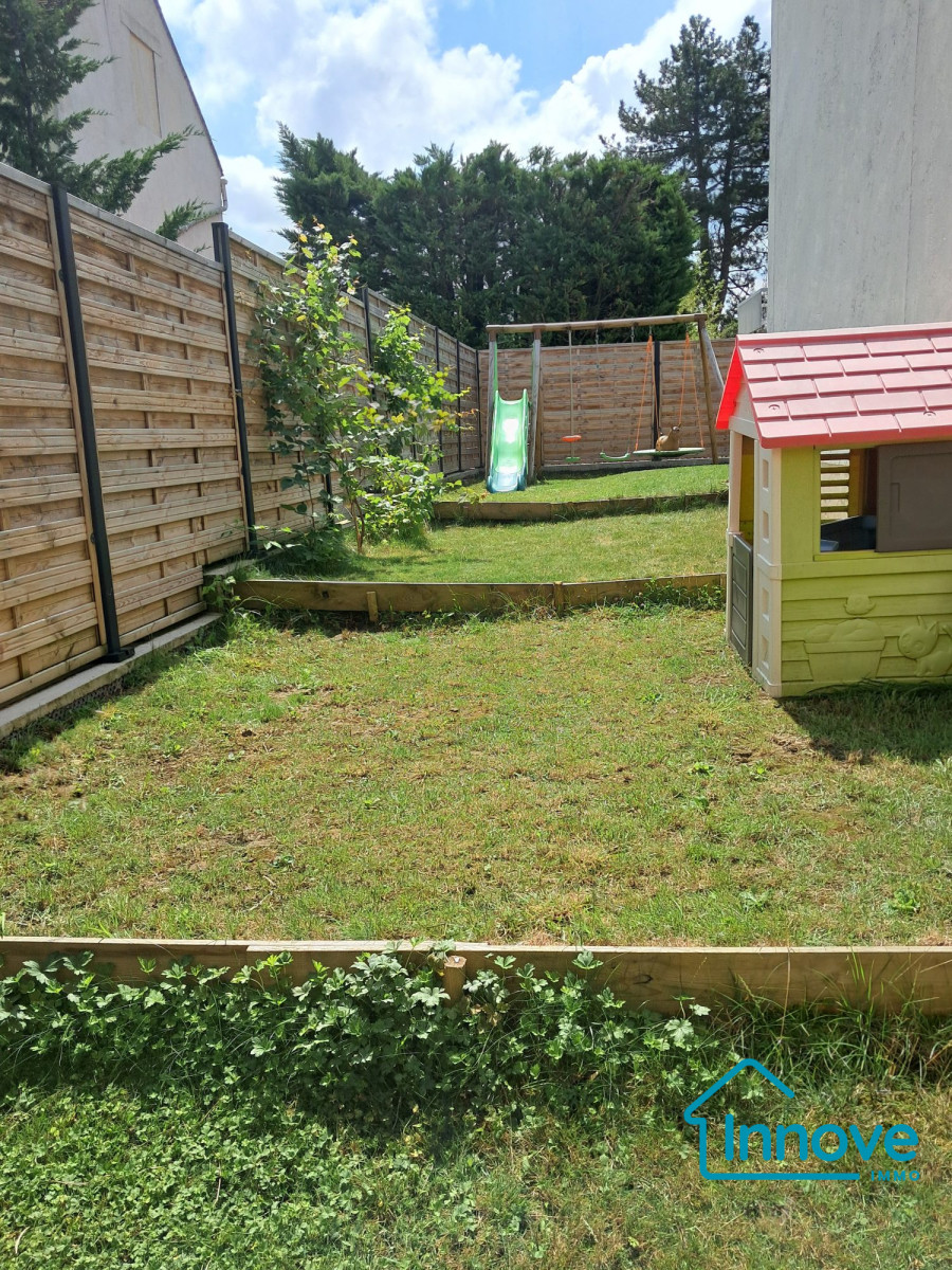 
                                                Vente
                                                 MAISON 4P - 98 M² - LE CHESNAY ROCQUENCOURT