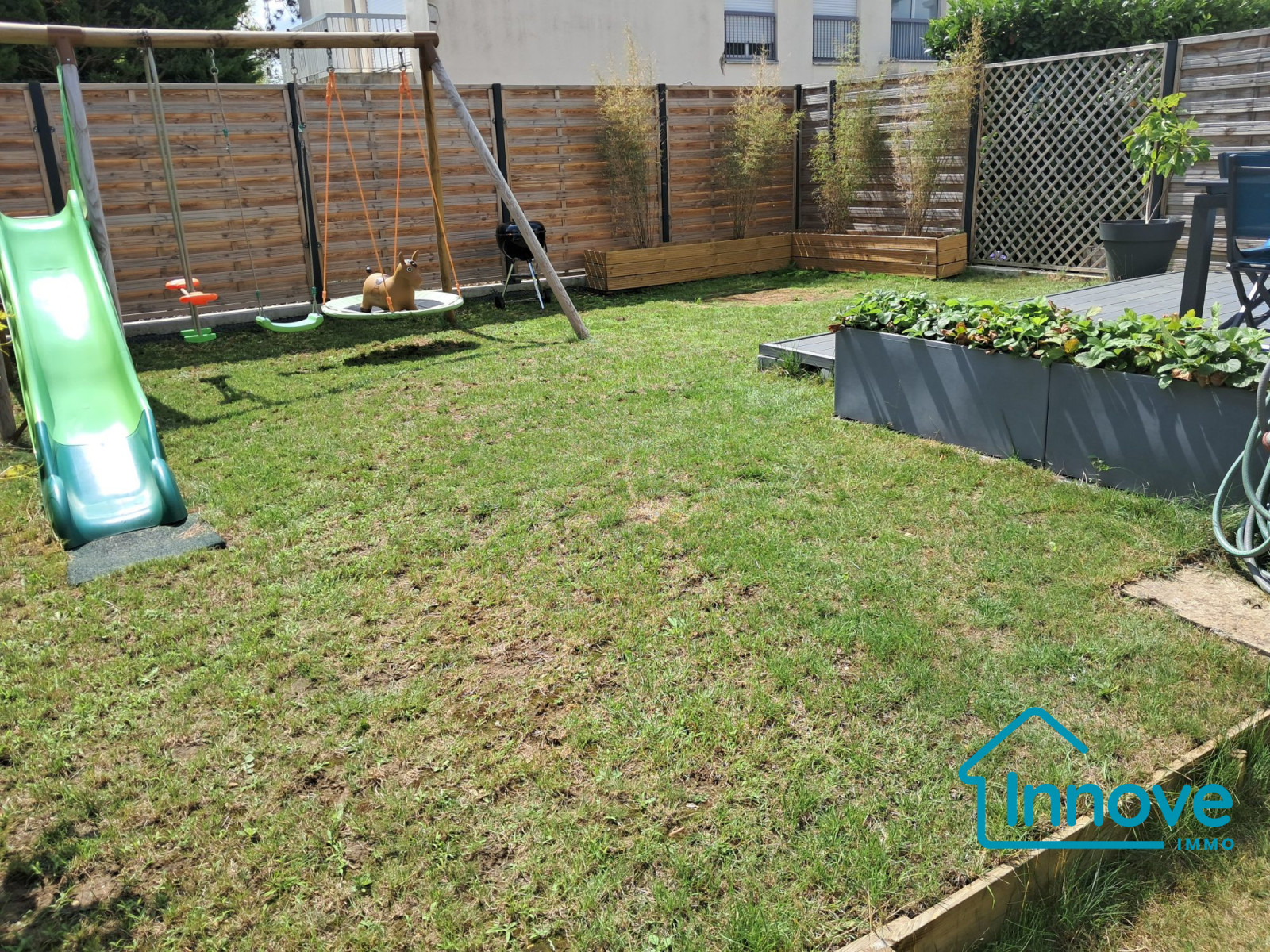 
                                                Vente
                                                 MAISON 4P - 98 M² - LE CHESNAY ROCQUENCOURT