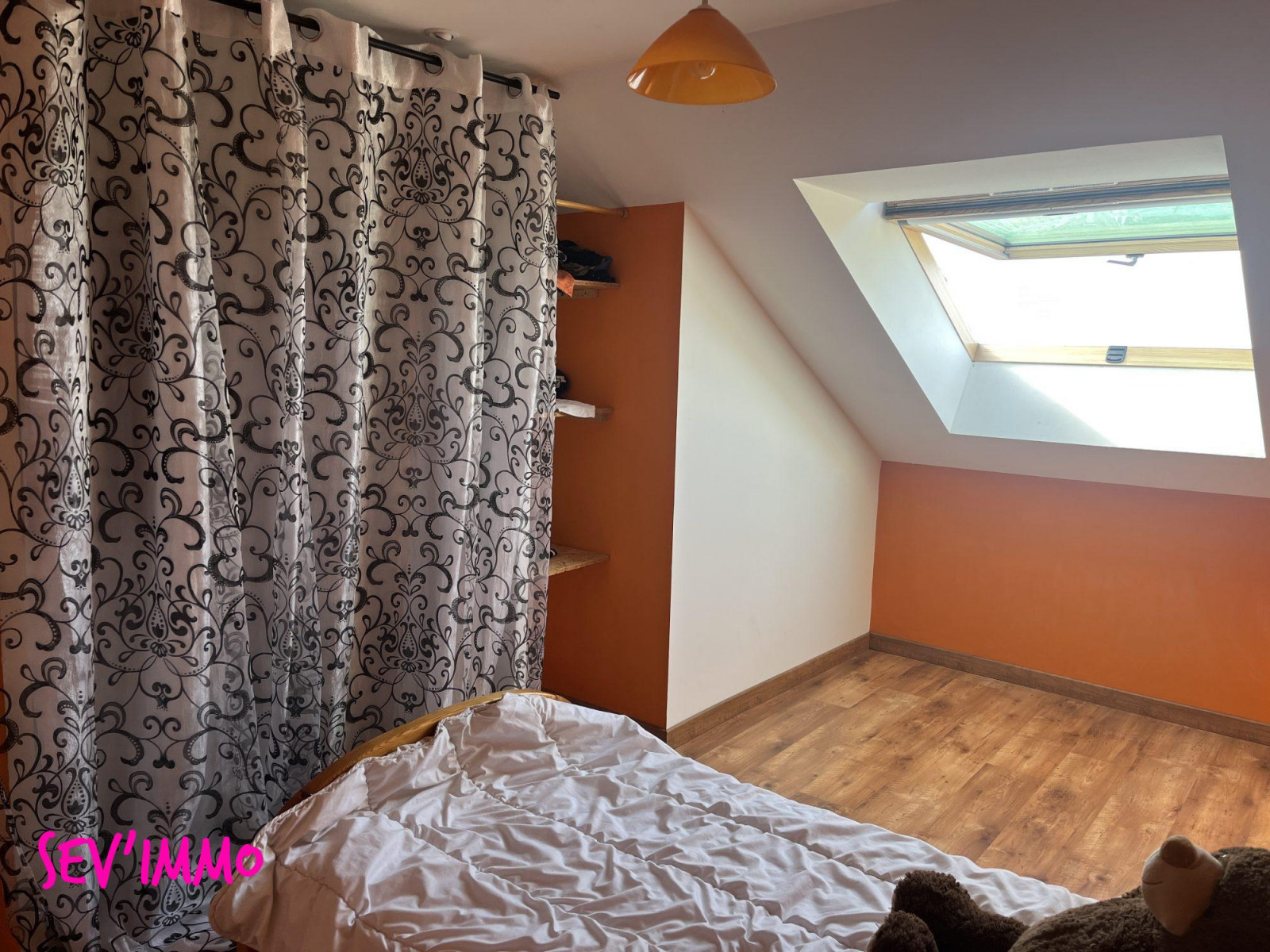 
                                                Vente
                                                 Maison 5 chambres