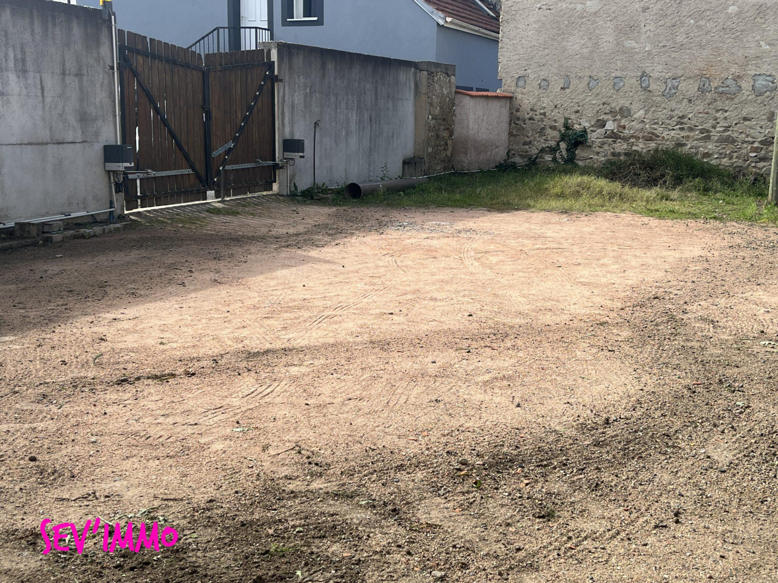 
                                                Vente
                                                 Maison 5 chambres