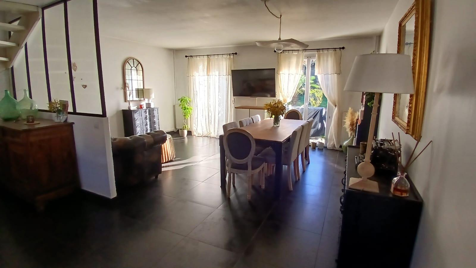 
                                                Location
                                                 Maison 5 chambres Orvault bugalliere