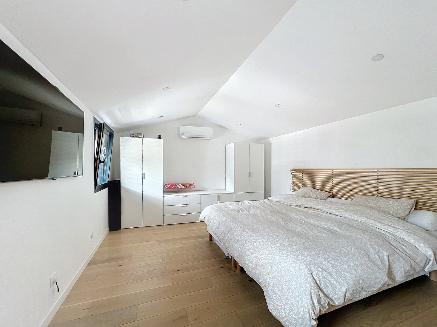 
                                                Vente
                                                 Maison - 5 chambres - piscine - VILLEFRANCHE S/S