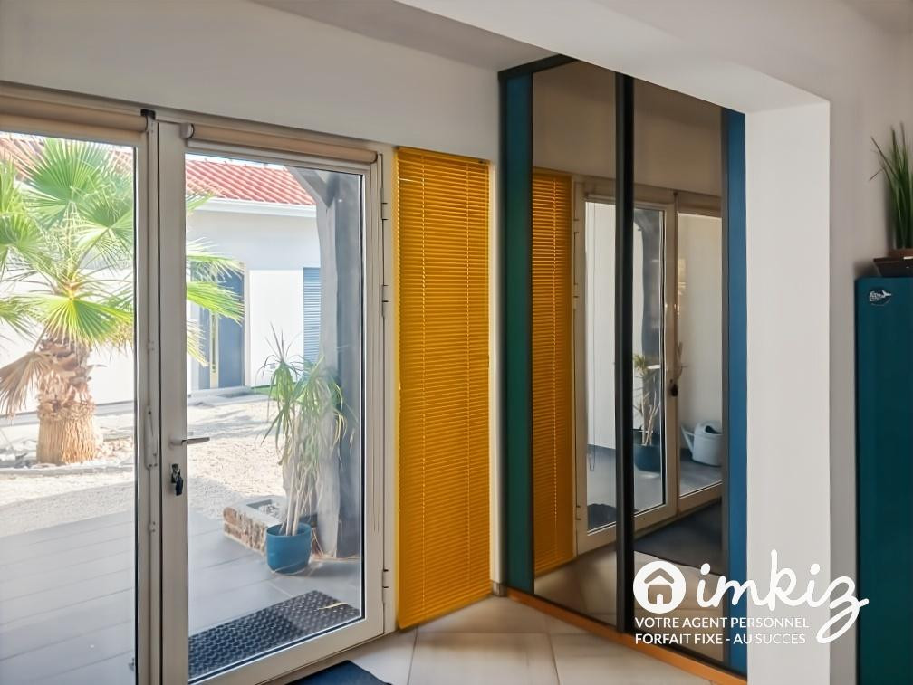 
                                                Vente
                                                 Maison 5 p. piscine, dépendances - plage à pieds