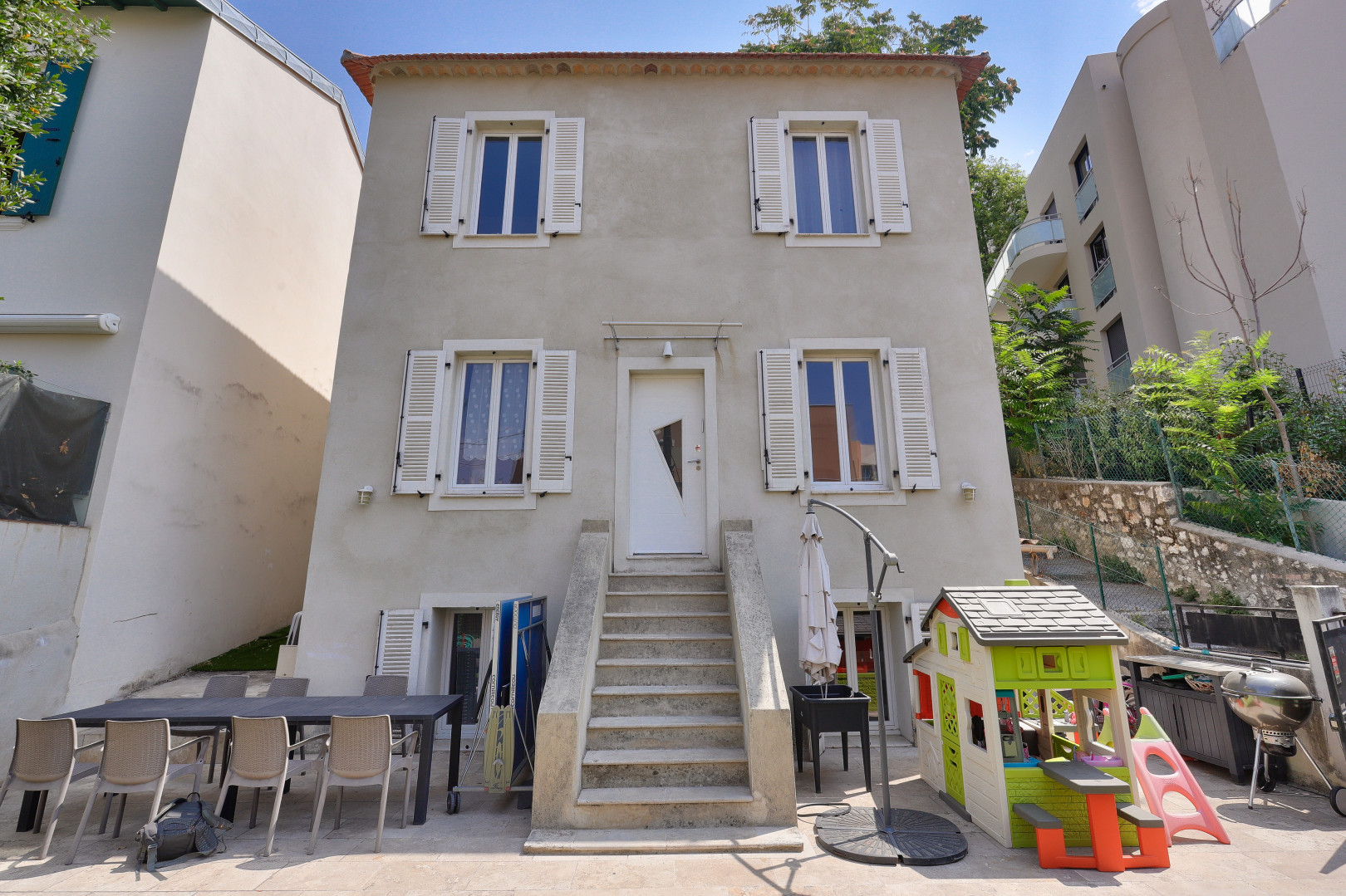 
                                                Vente
                                                 Maison  - 5 pièces  - 110.0 m²