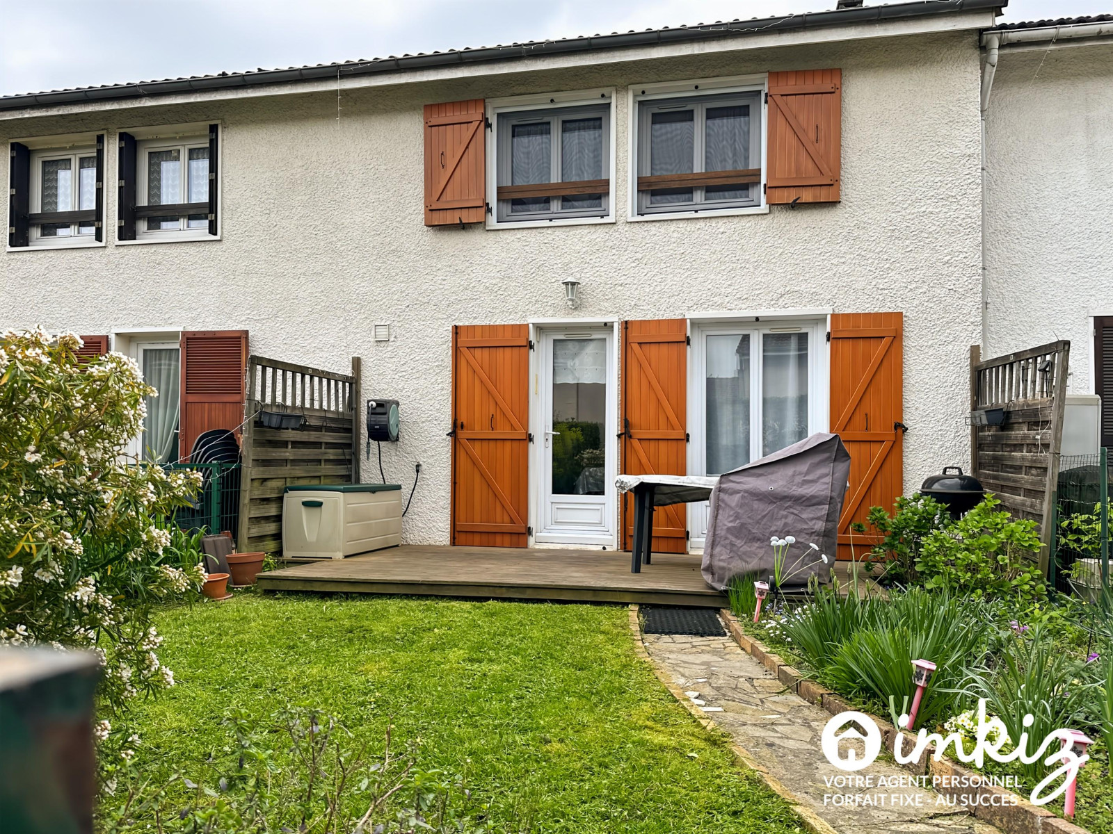 
                                                Vente
                                                 Maison 5 pièces 3 chambres, jardin et box