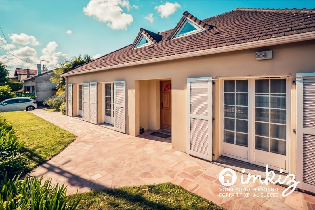
                                                Vente
                                                 Maison 5 pièces
