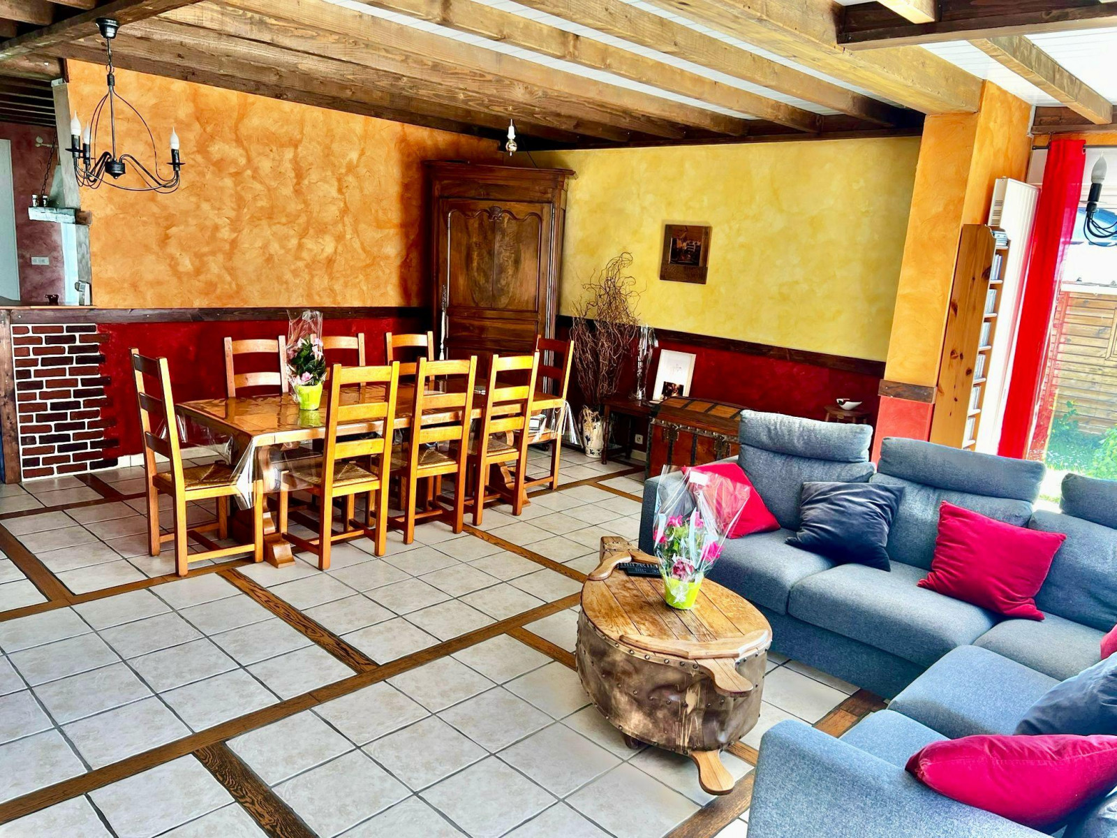 
                                                Vente
                                                 Maison 5 pièces