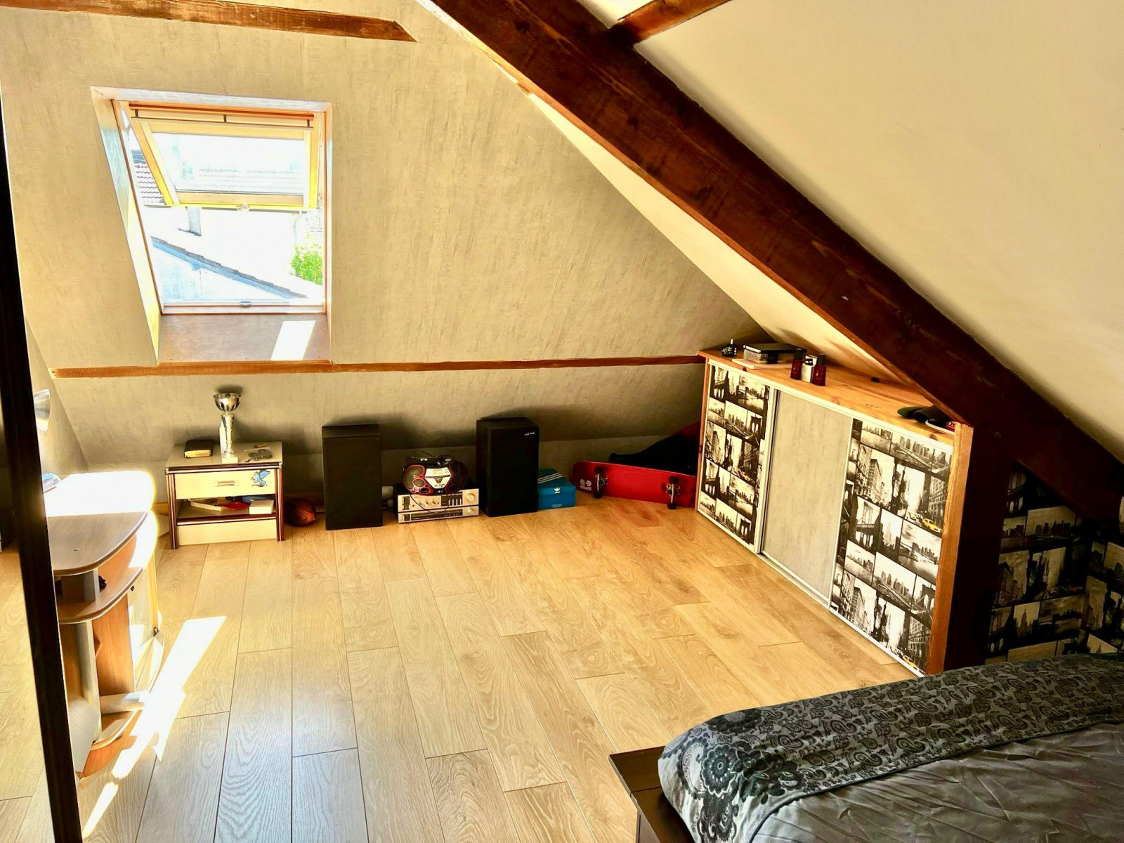 
                                                Vente
                                                 Maison 5 pièces