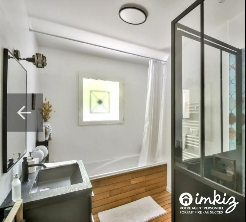 
                                                Vente
                                                 Maison 5 pièces