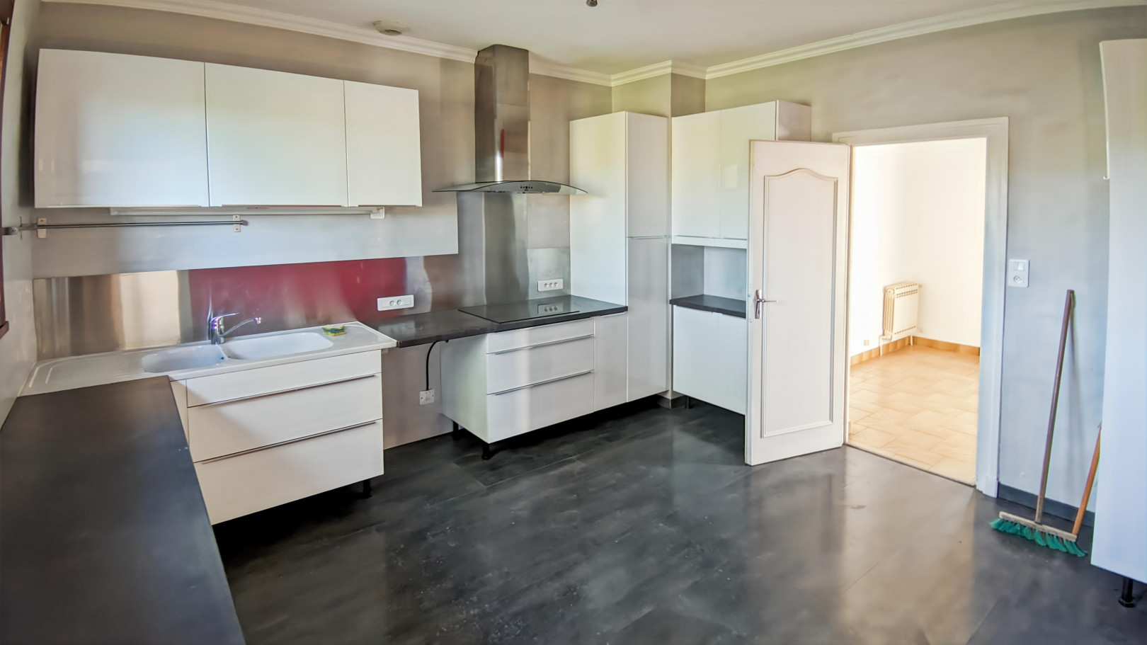 
                                                Vente
                                                 Maison 5 pièces