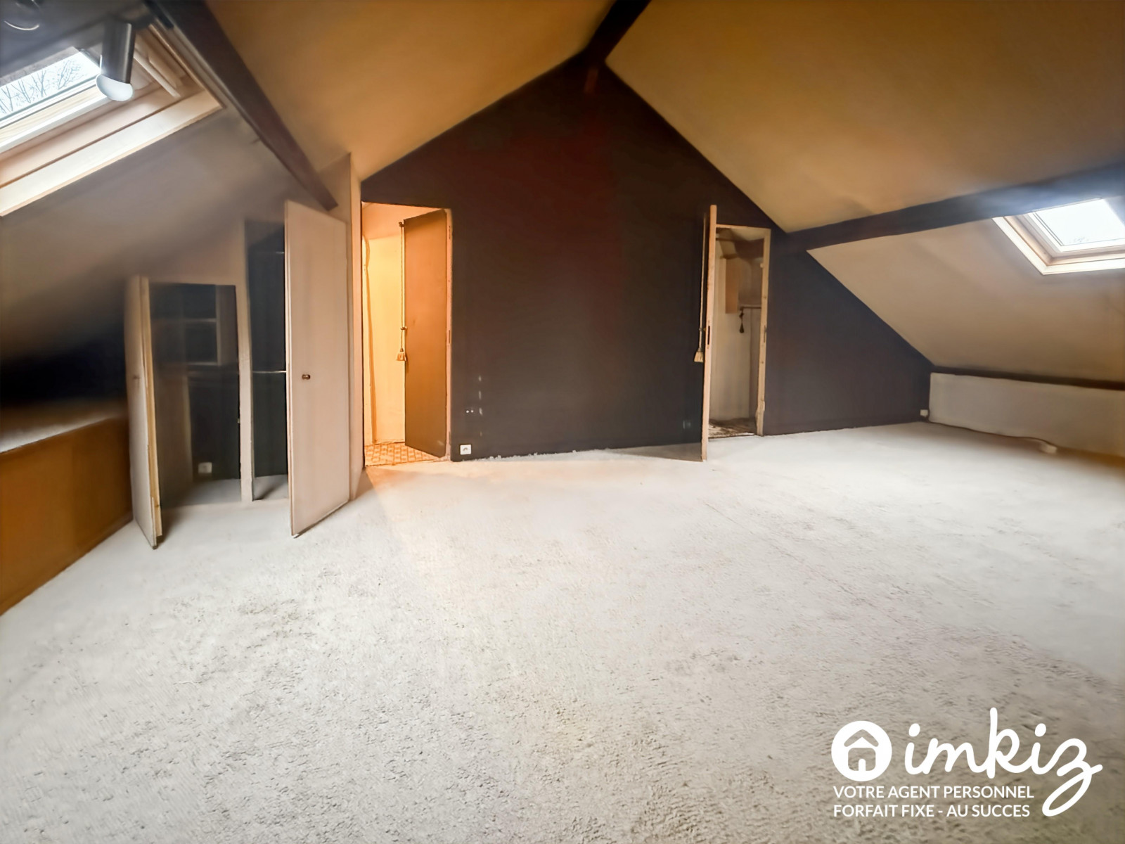 
                                                Vente
                                                 Maison 5 pièces
