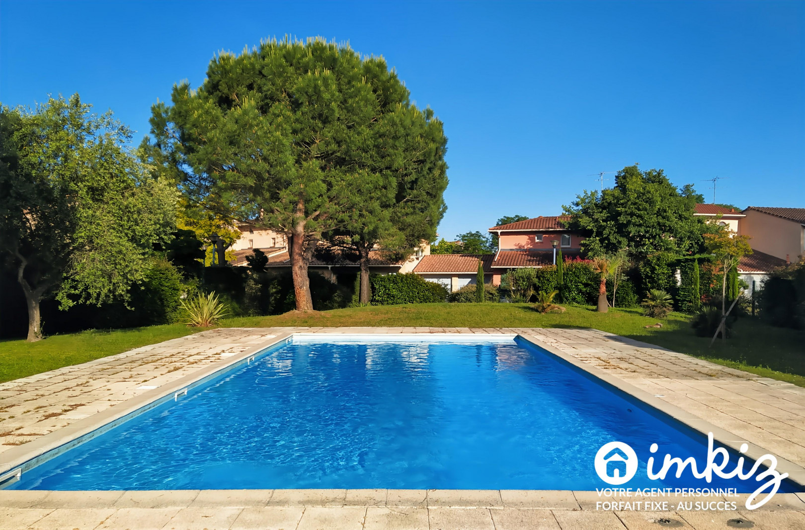 
                                                Vente
                                                 Maison 5 pièces