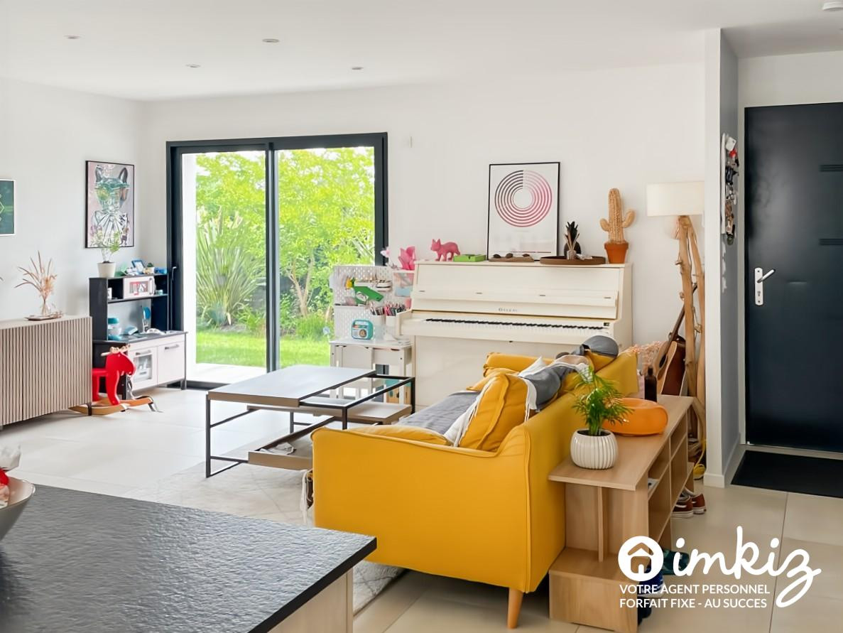 
                                                Vente
                                                 Maison 5 pièces