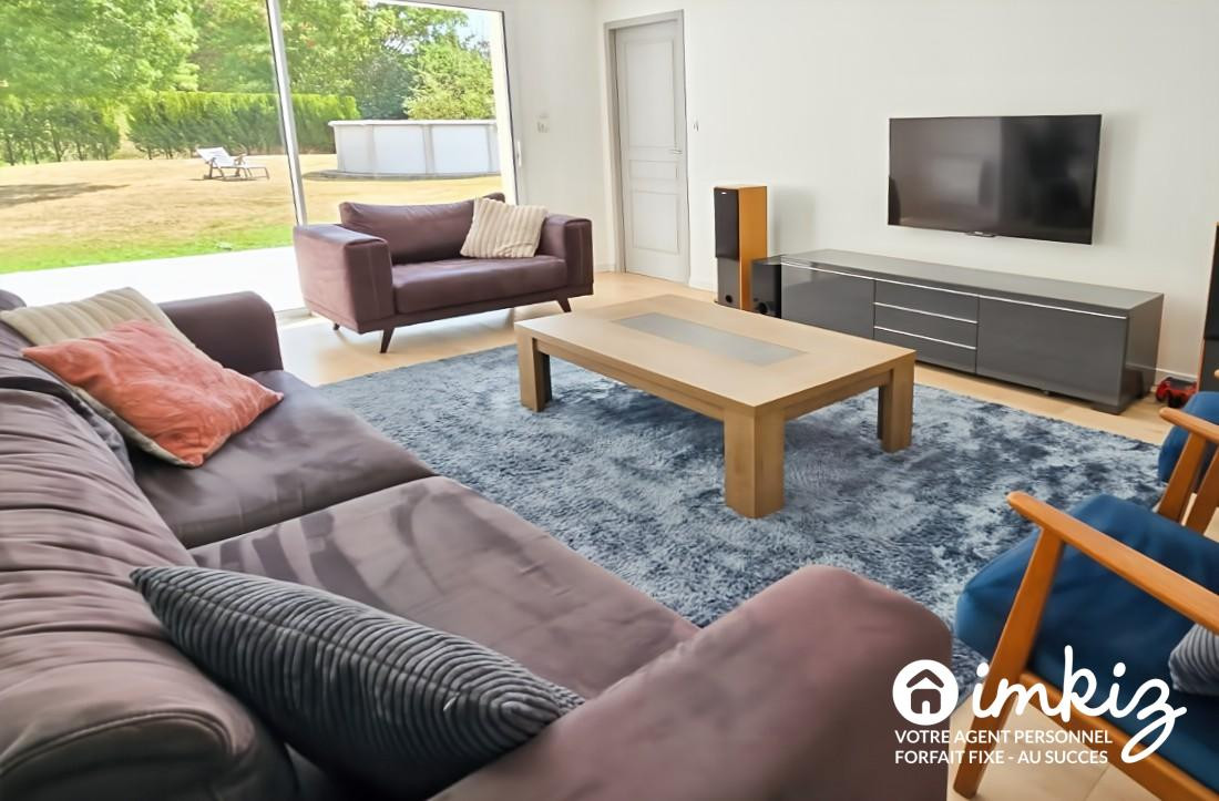 
                                                Vente
                                                 Maison 5 pièces