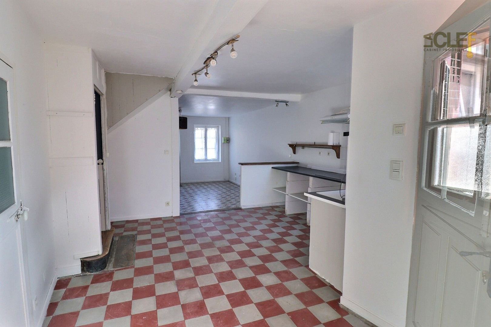 
                                                Vente
                                                 Maison 5 pièces