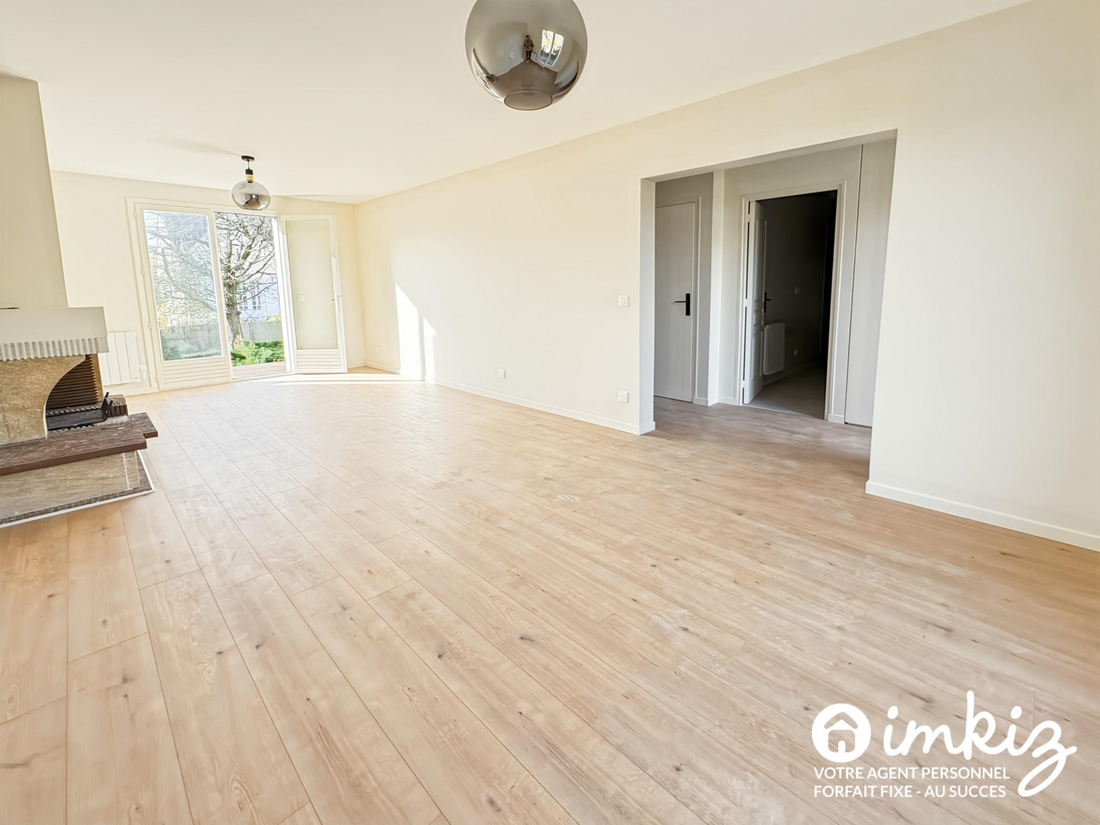 
                                                Vente
                                                 Maison 5 pièces