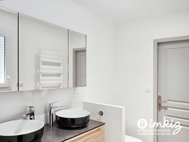 
                                                Vente
                                                 Maison 5 pièces