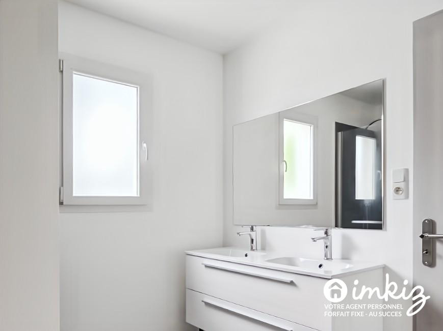 
                                                Vente
                                                 Maison 5 pièces