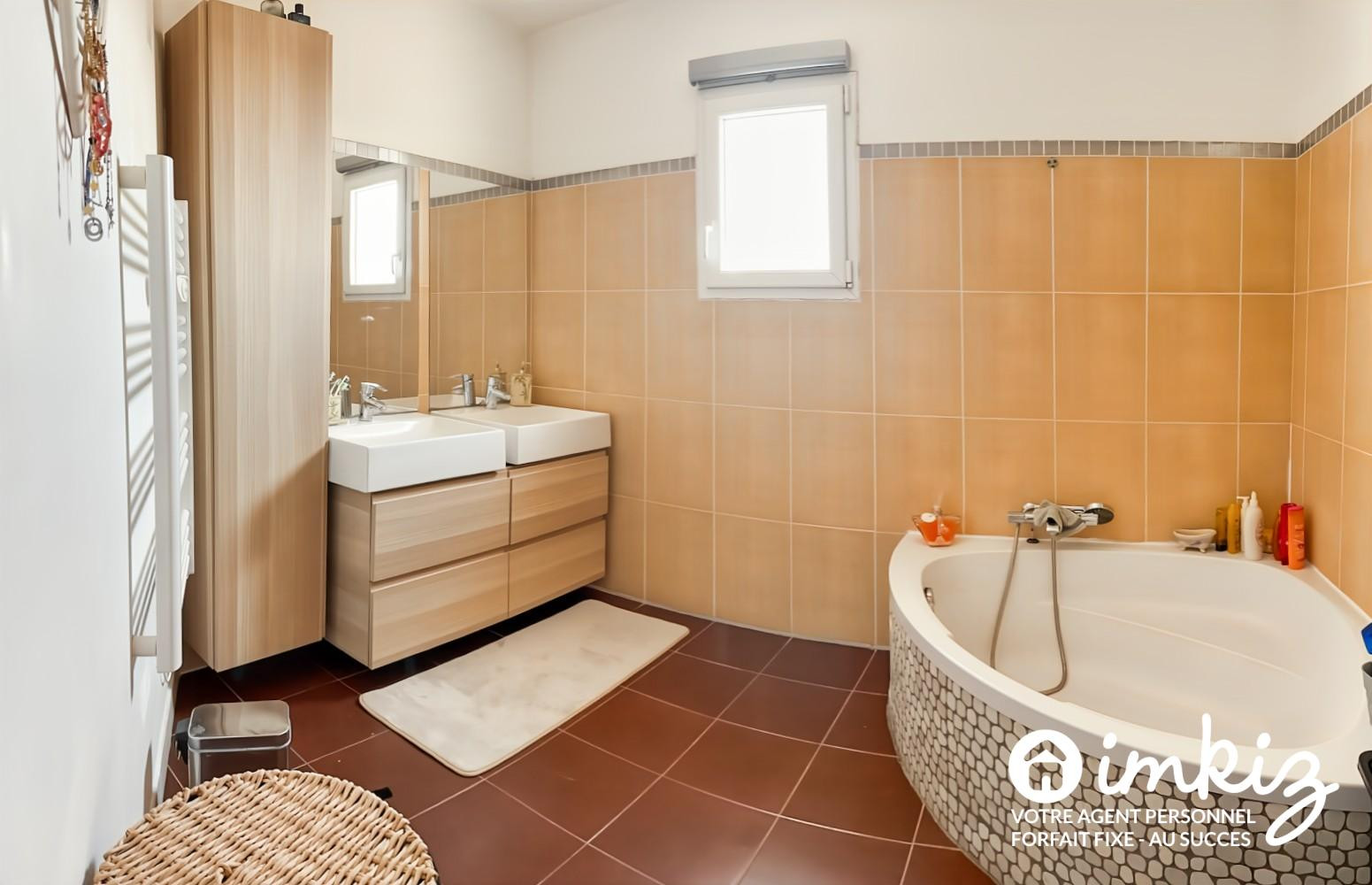 
                                                Vente
                                                 Maison 5 pièces