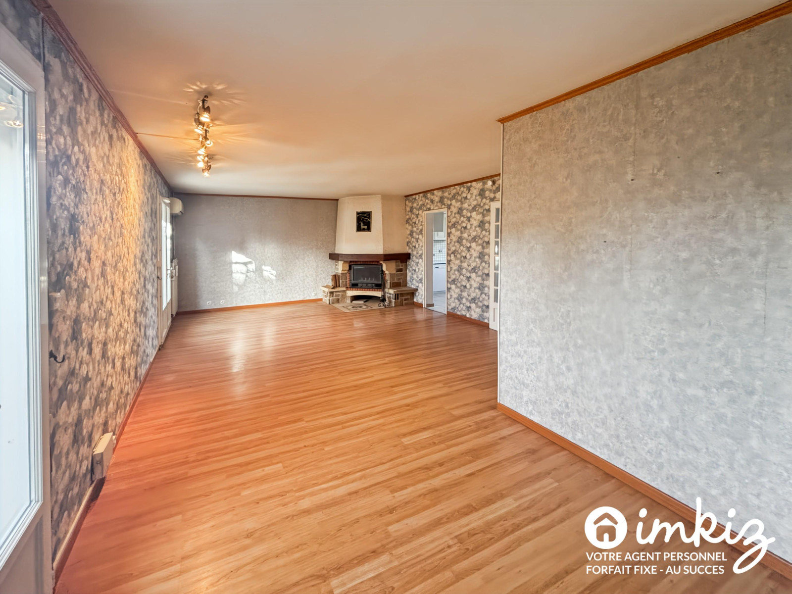 
                                                Vente
                                                 Maison 5 pièces