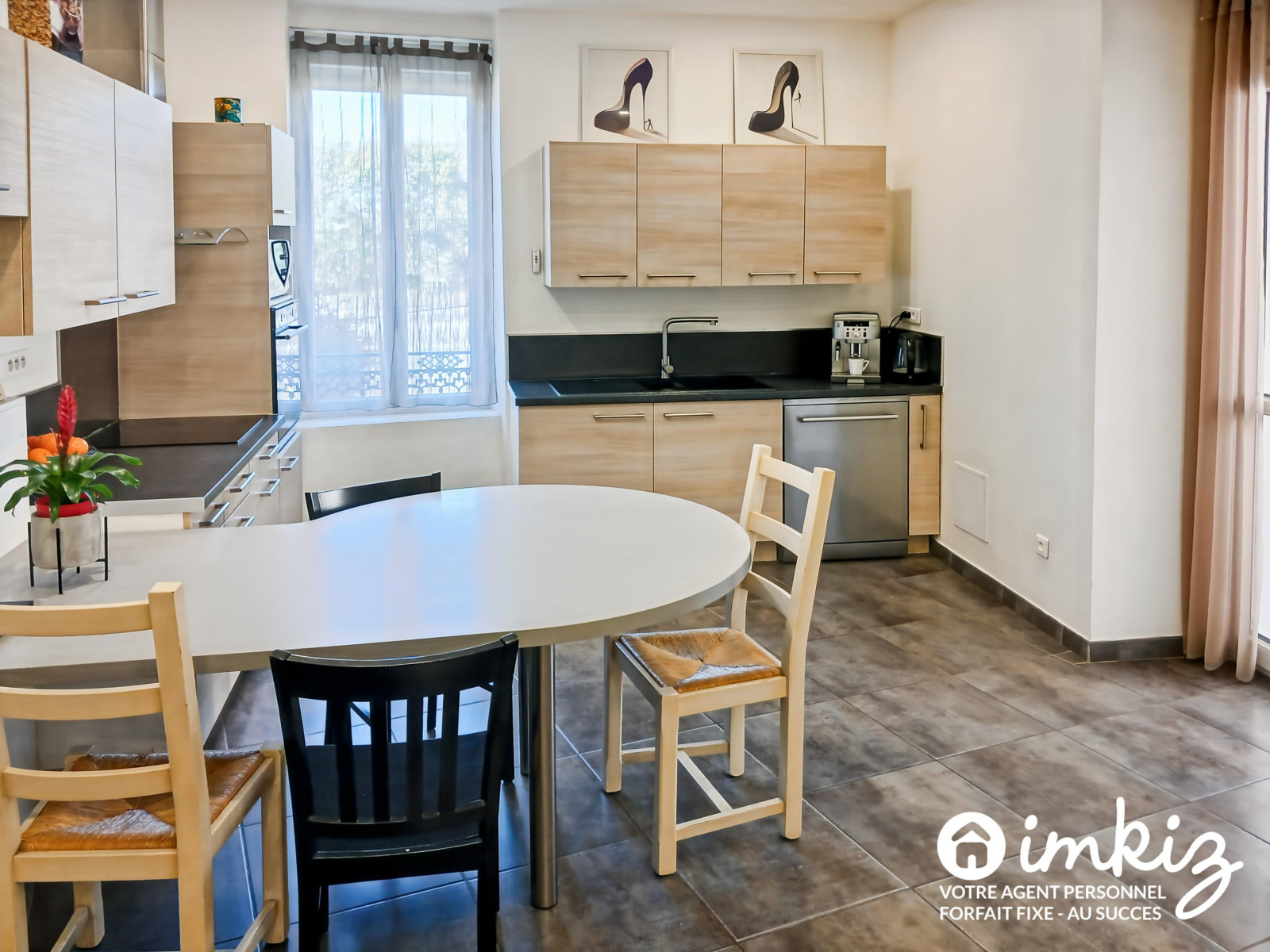 
                                                Vente
                                                 Maison 5 pièces