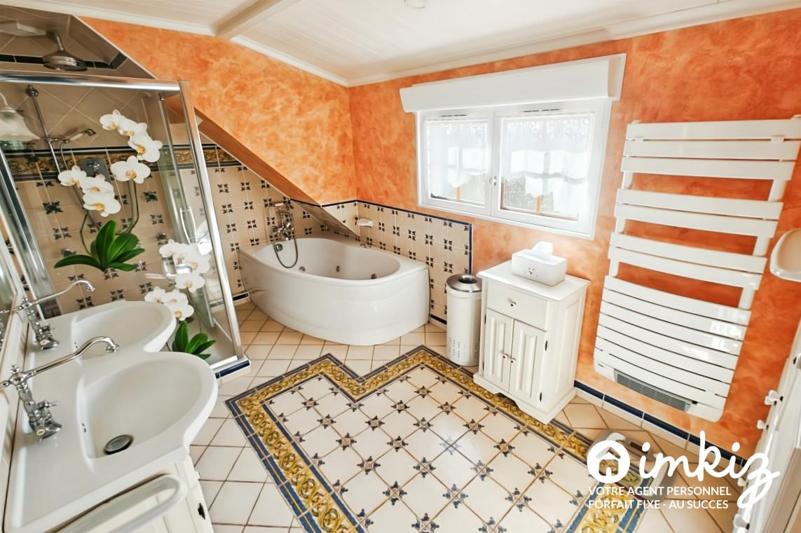 
                                                Vente
                                                 Maison 5 pièces