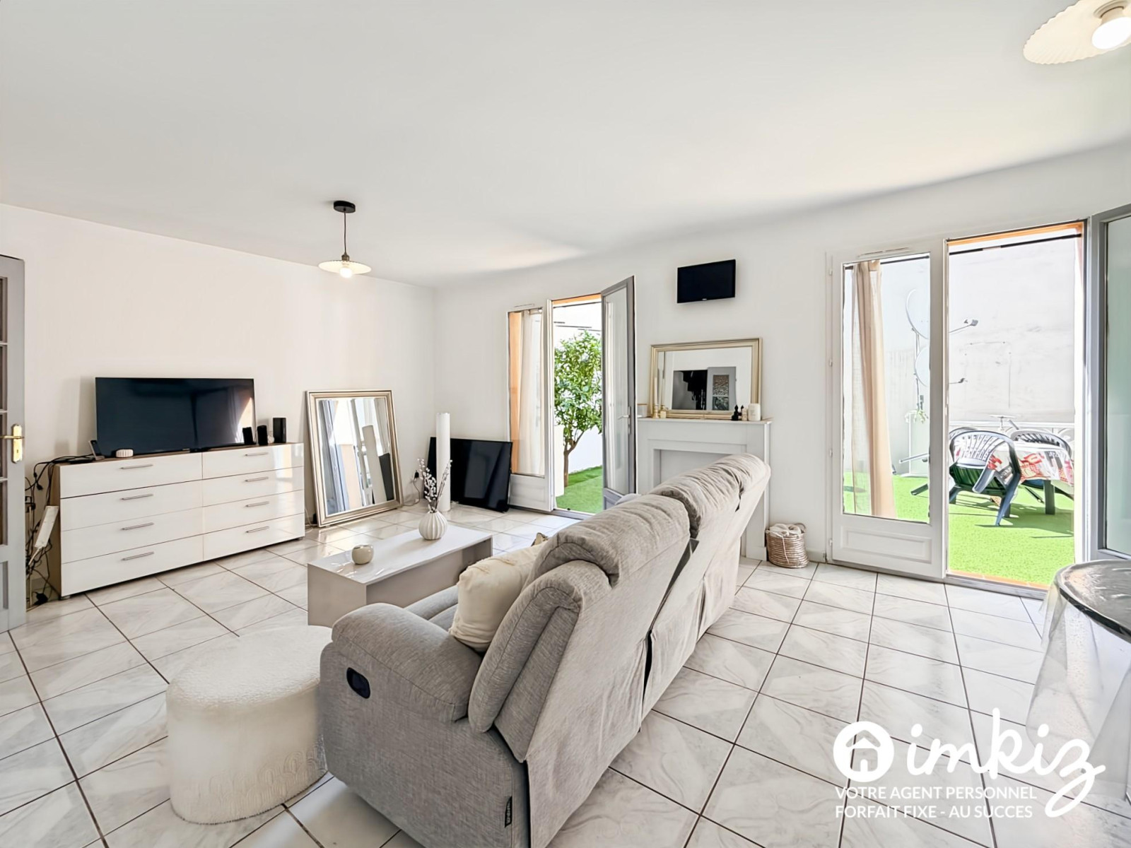 
                                                Vente
                                                 Maison 5 pièces