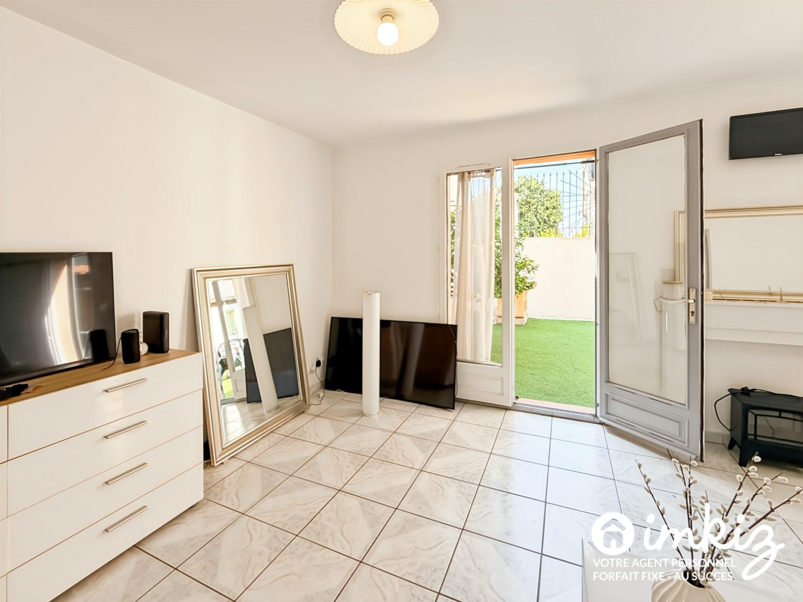 
                                                Vente
                                                 Maison 5 pièces