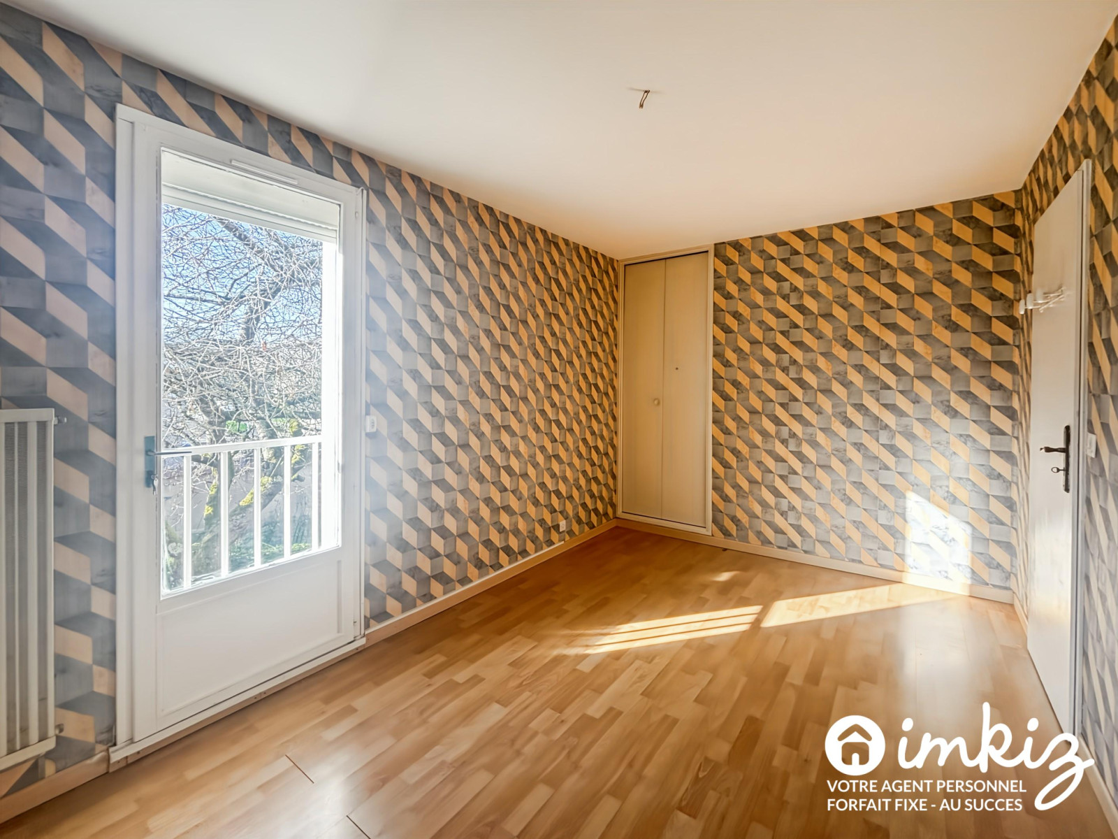 
                                                Vente
                                                 Maison 5 pièces