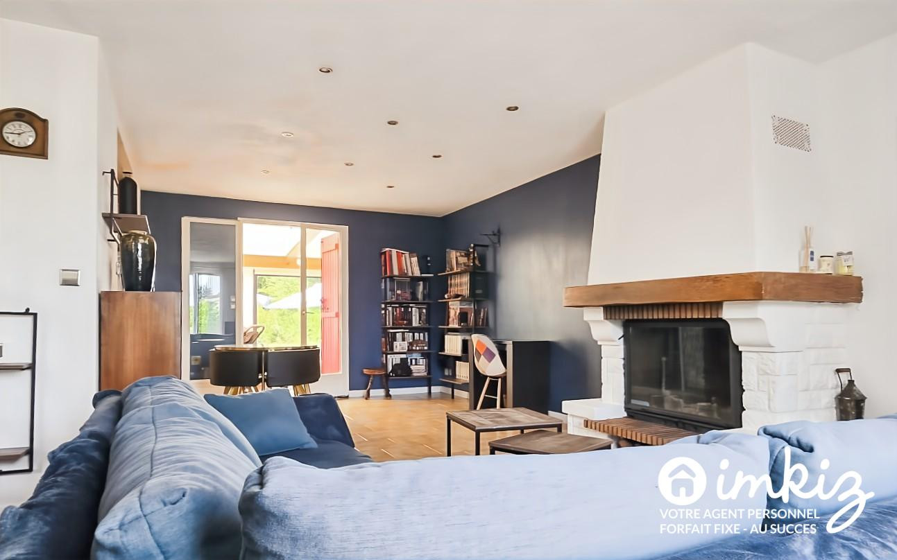 
                                                Vente
                                                 Maison 5 pièces