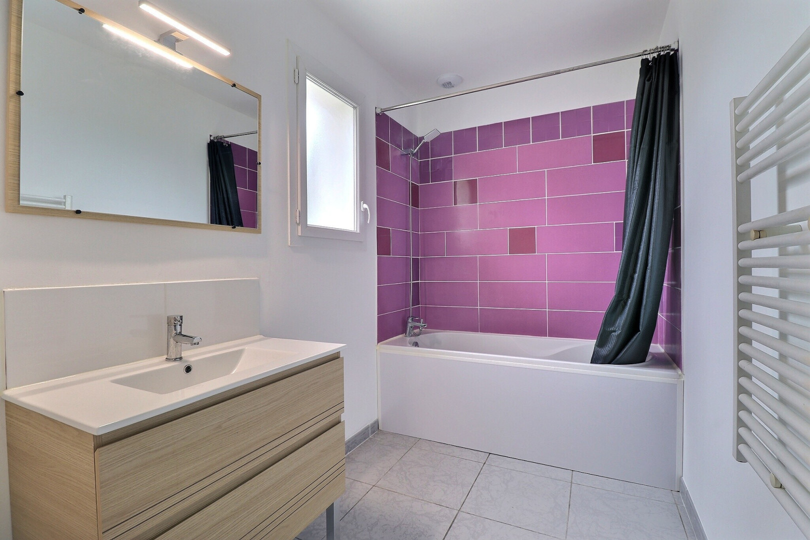 
                                                Vente
                                                 Maison 5 pièces