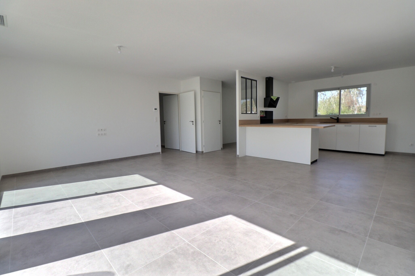 
                                                Vente
                                                 Maison 5 pièces
