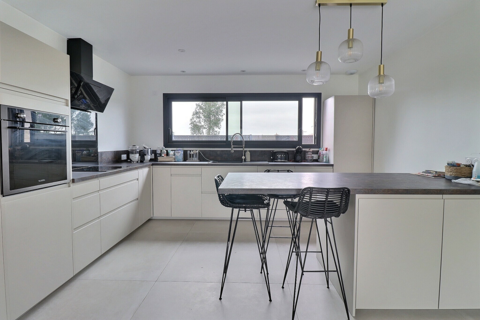 
                                                Vente
                                                 Maison 5 pièces