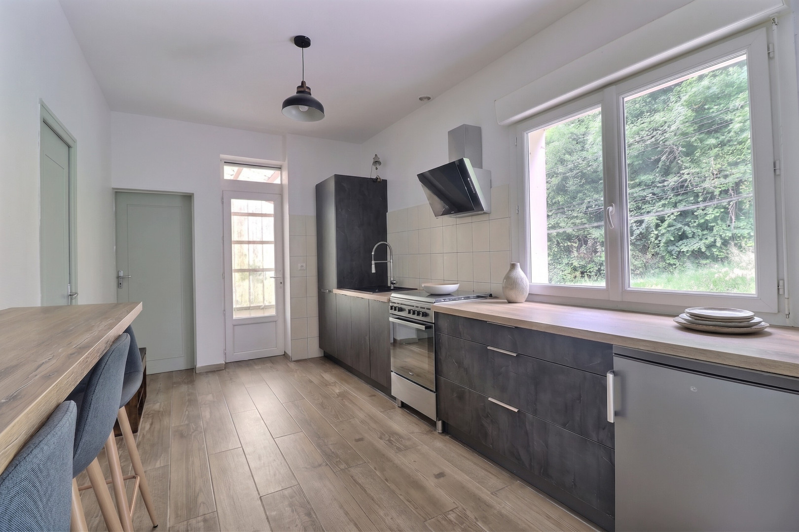 
                                                Vente
                                                 Maison 5 pièces