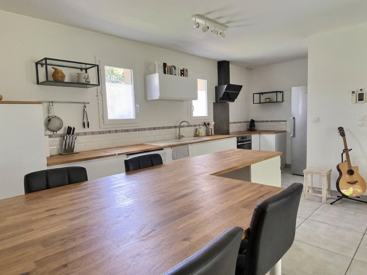 
                                                Vente
                                                 Maison 5 pièces