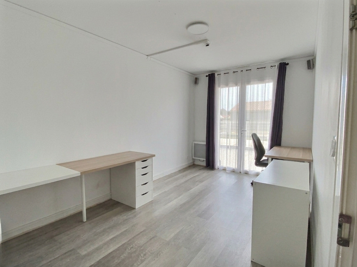 
                                                Vente
                                                 Maison 5 pièces