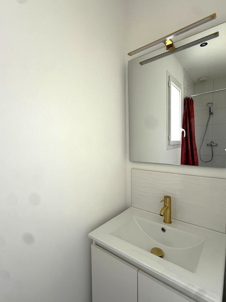
                                                Vente
                                                 Maison 5 pièces