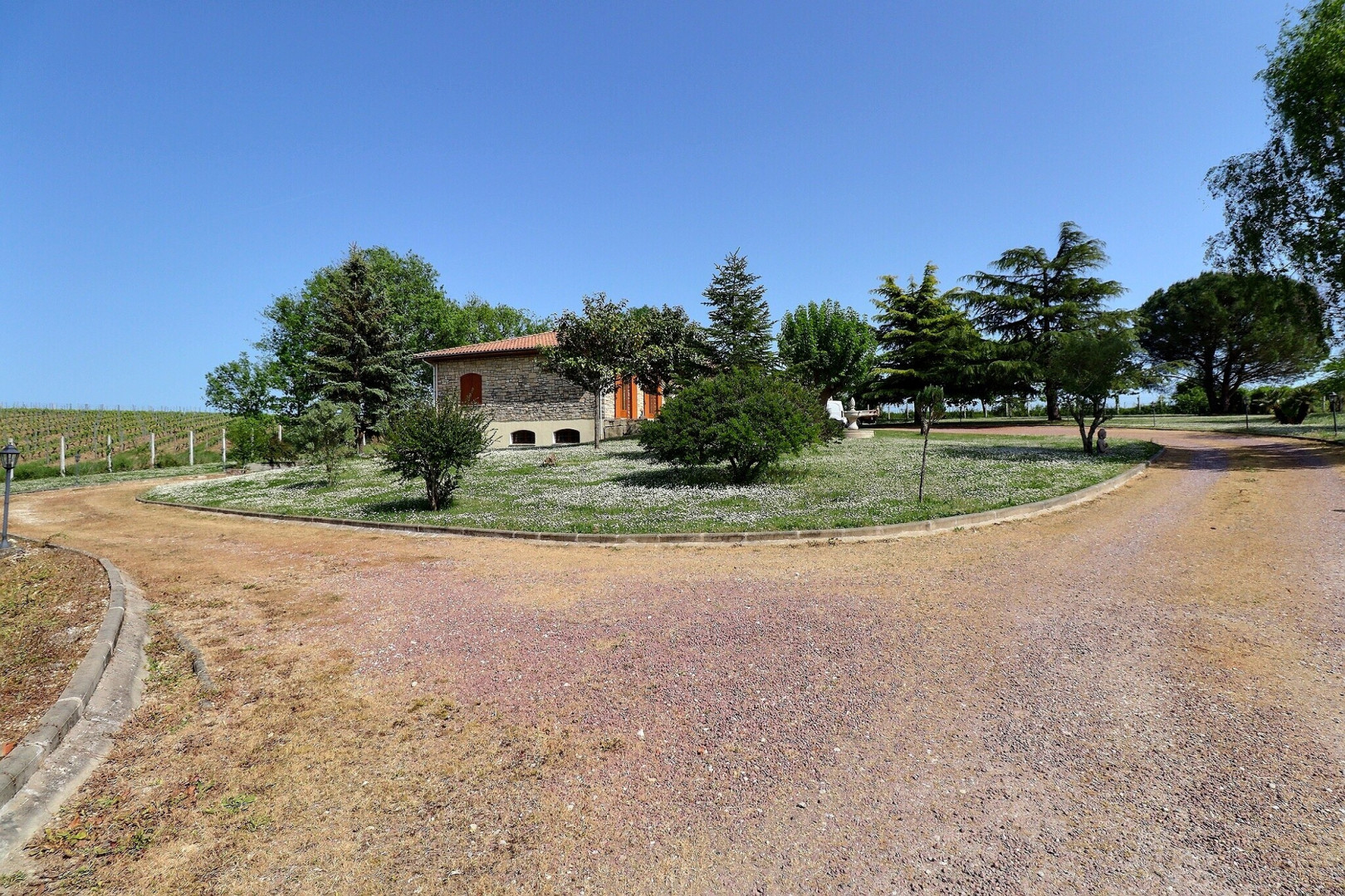 
                                                Vente
                                                 Maison 5 pièces