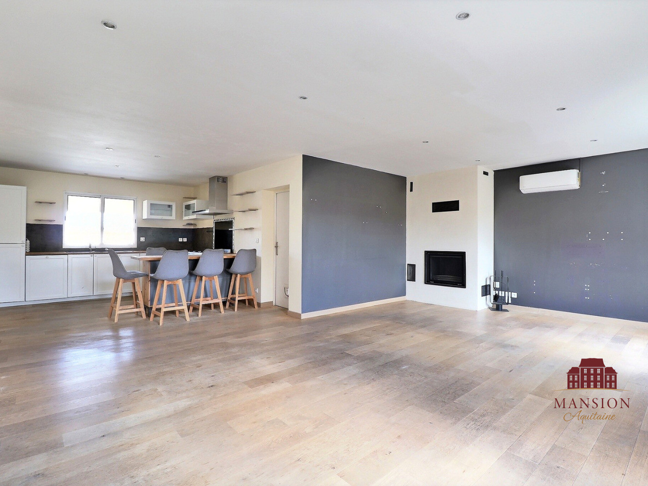 
                                                Vente
                                                 Maison 5 pièces