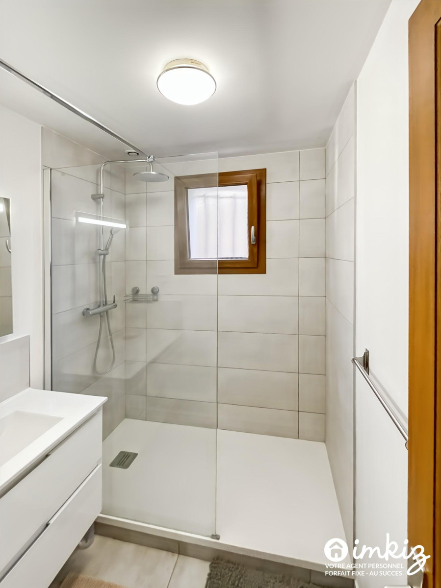 
                                                Vente
                                                 Maison 5 pièces