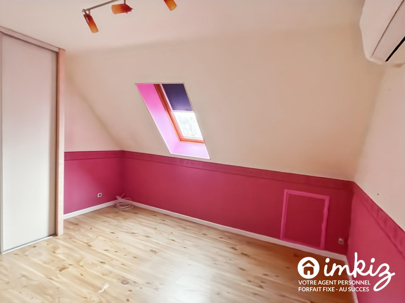 
                                                Vente
                                                 Maison 5 pièces