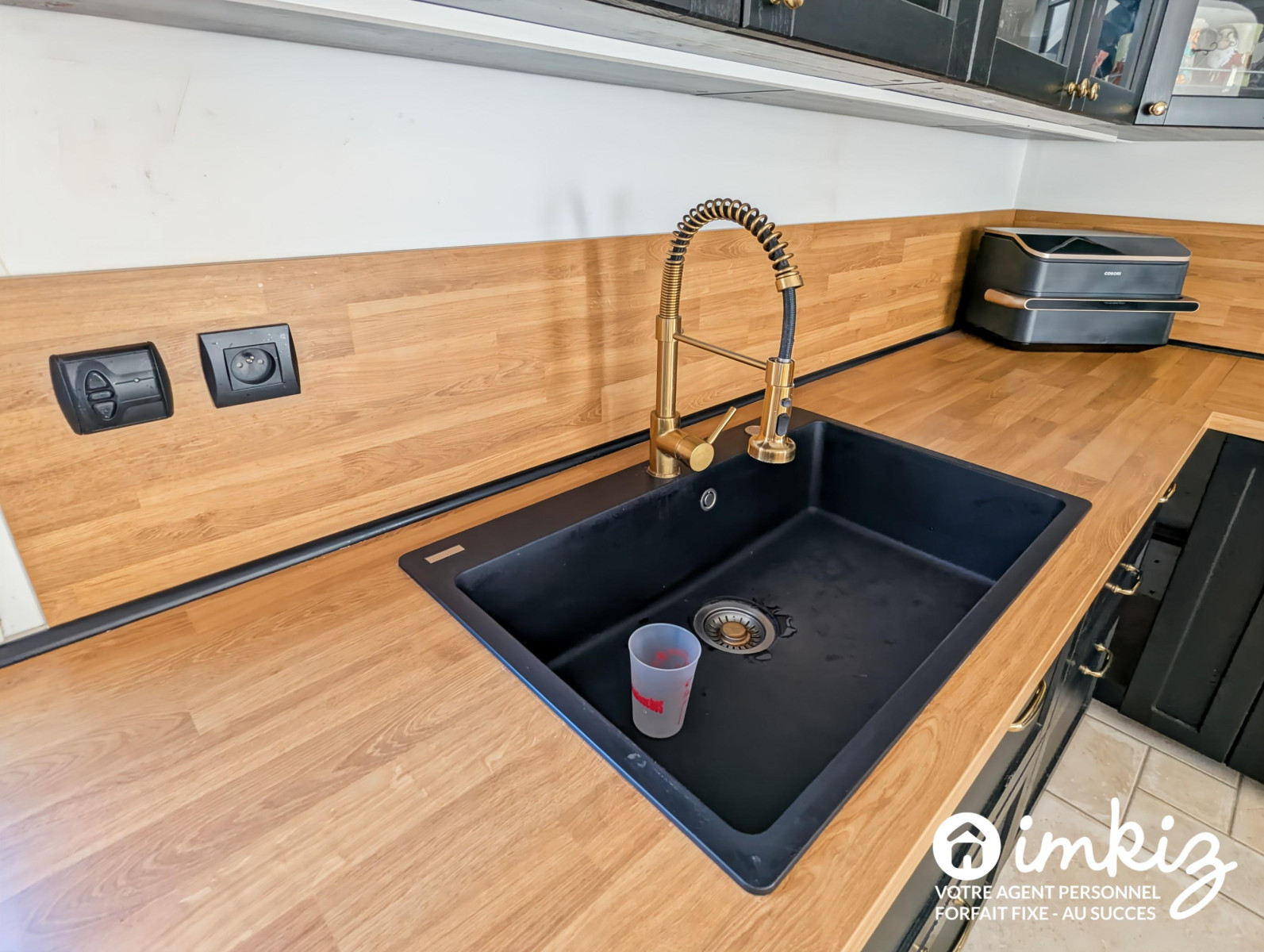 
                                                Vente
                                                 Superbe villa 5 pièces avec piscine