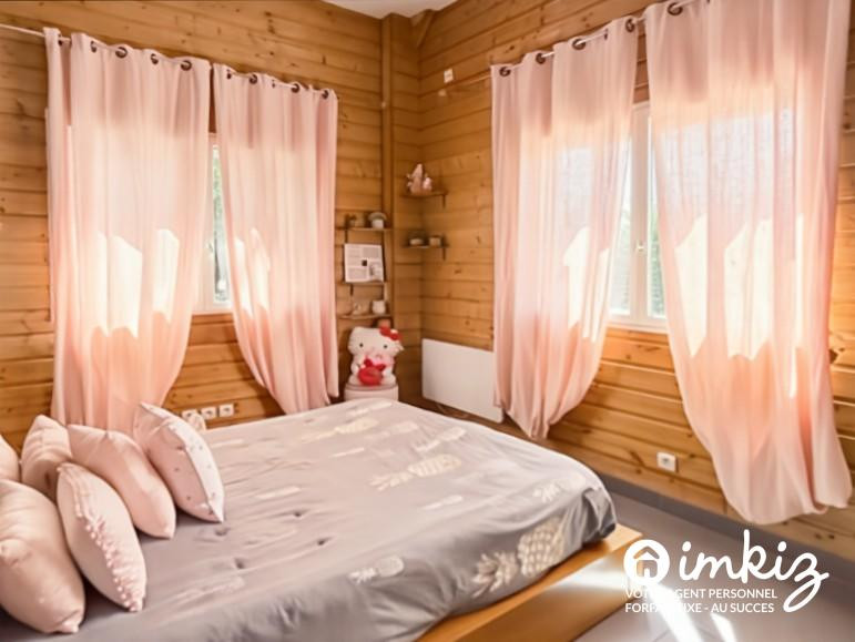 
                                                Vente
                                                 Maison 5 pièces