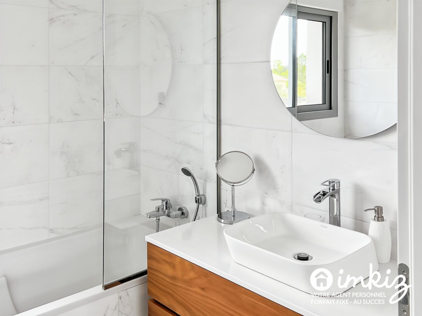 
                                                Vente
                                                 Maison 5 pièces