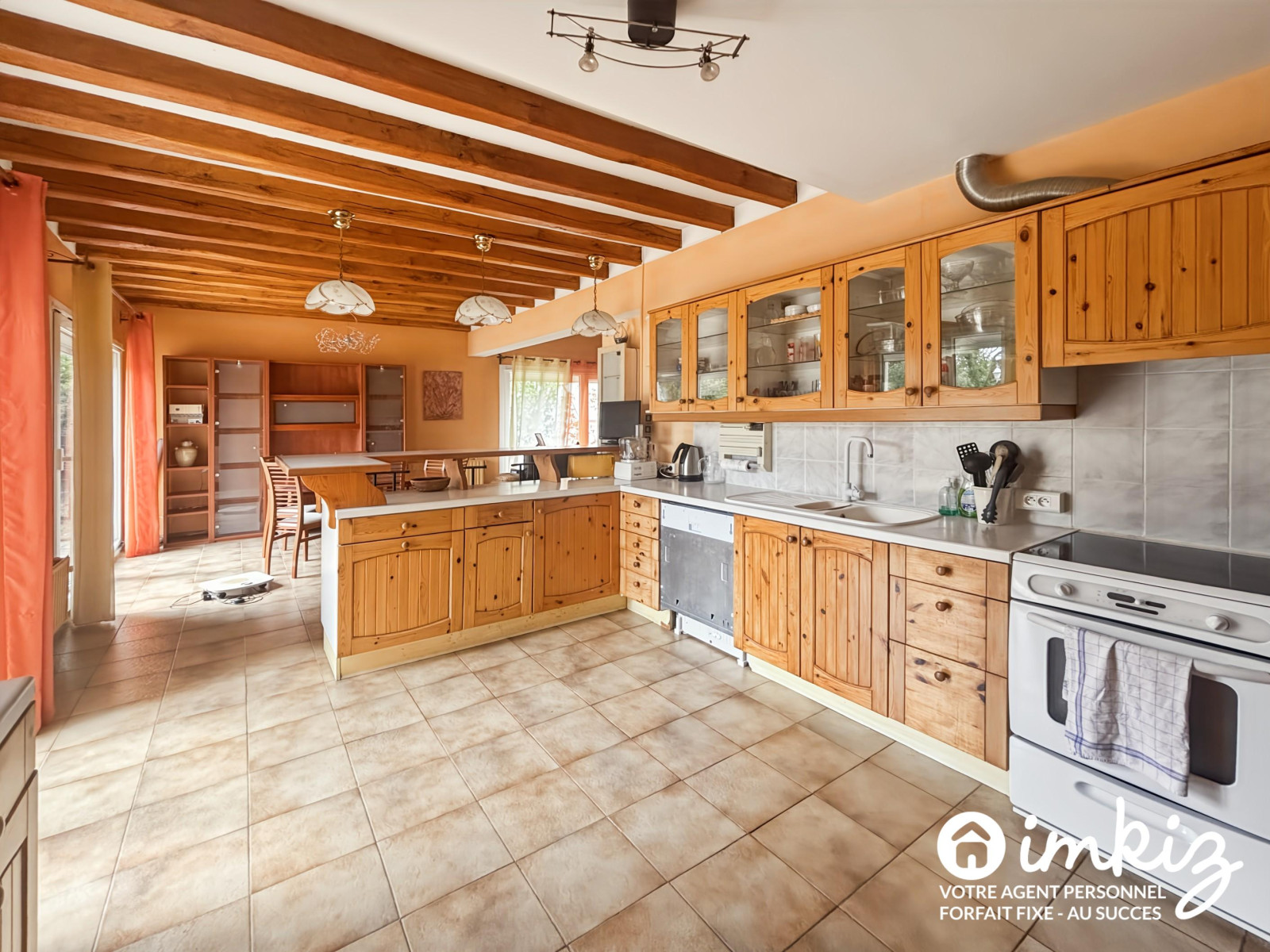 
                                                Vente
                                                 Maison 5 pièces avec piscine couverte